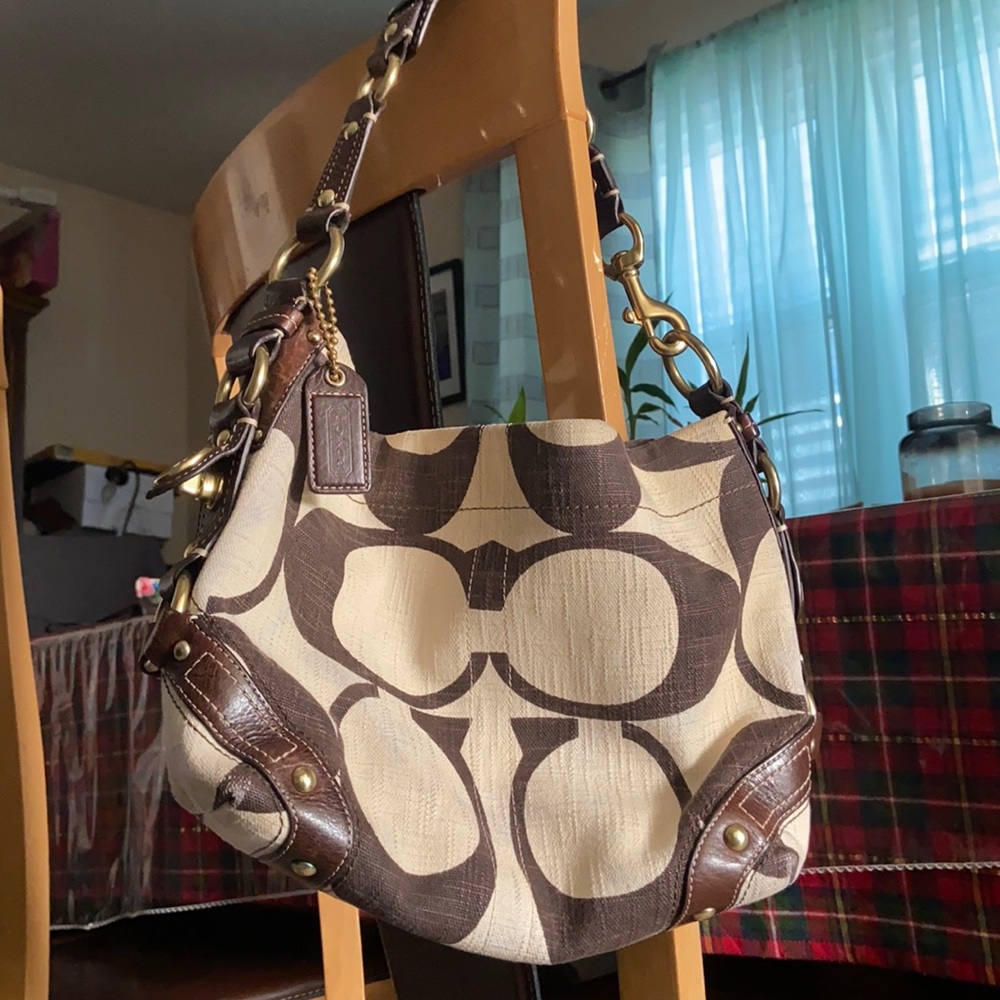 Coach shoulder bag